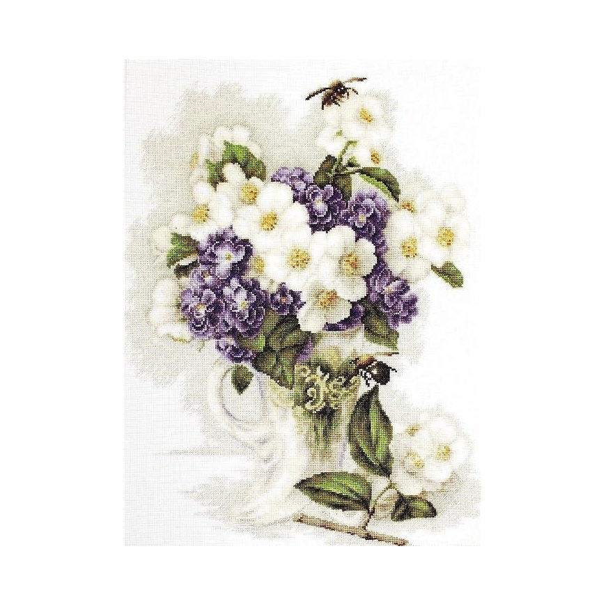 luca S Vase with jasmine SB512
