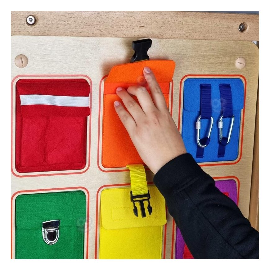 Masterkidz wall board for closing and opening pocket locks – 4