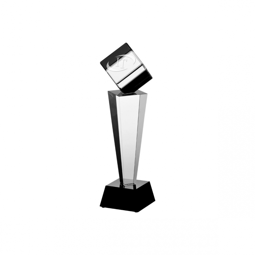 Tryumf Engraved glass trophy with case – 2