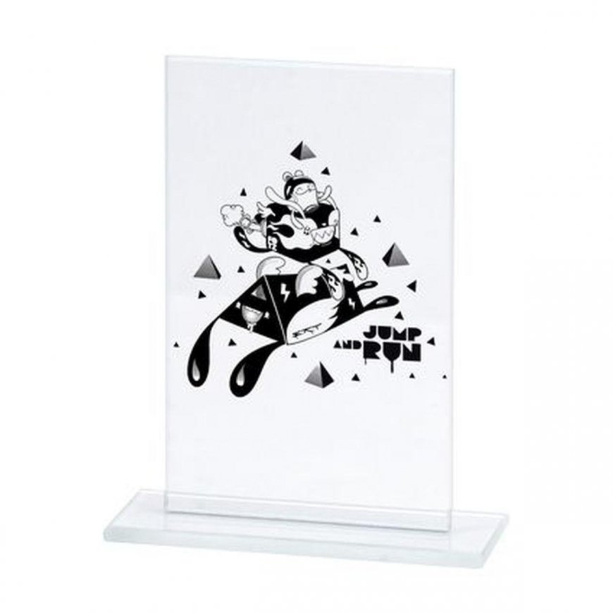 Tryumf Engraved glass trophy + paint filler