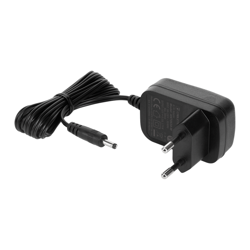 Cabletech directional TV antenna amplifier and power supply – 5