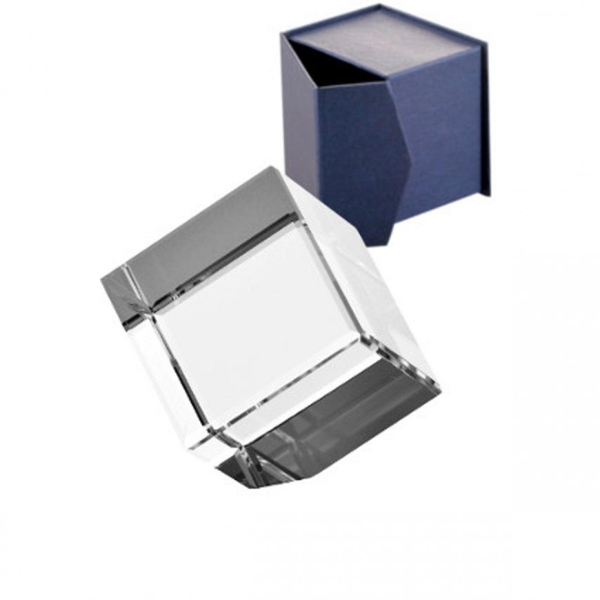 Tryumf Glass Trophy – 4