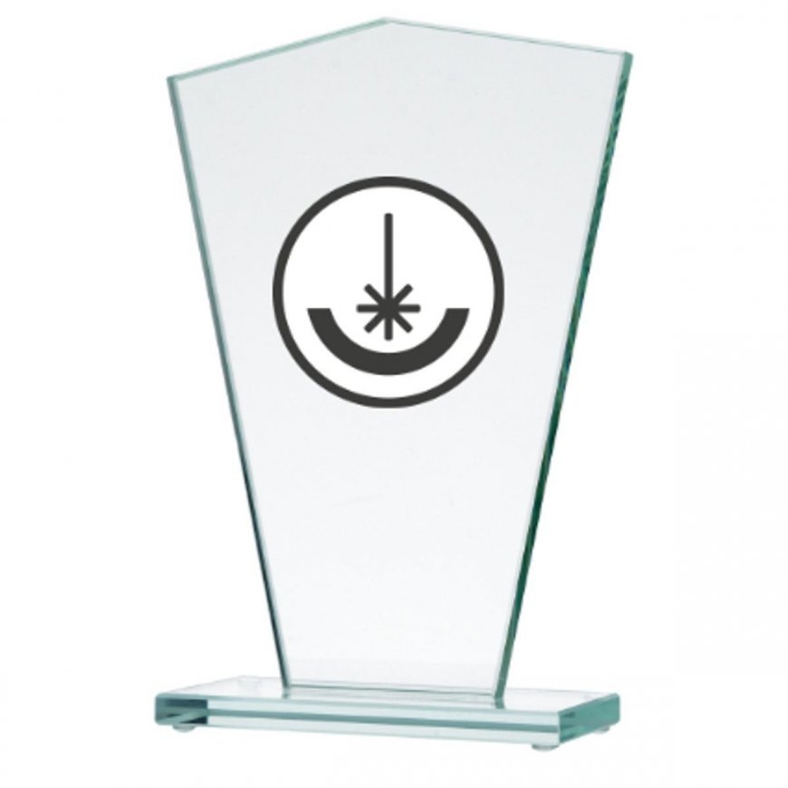 Detail Engraved glass trophy