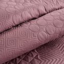 Eurofirany DESIGN 91 BONI / 5 Lovatiesė su karšto spaudimo technika įspaustu skiautinių motyvu, 170X210 cm, spalva: rožinė Lovat Eurofirany DESIGN 91 BONI / 5 Lovatiesė su karšto spaudimo technika įspaustu skiautinių motyvu, 170X210 cm, spalva: rožinė Lovat