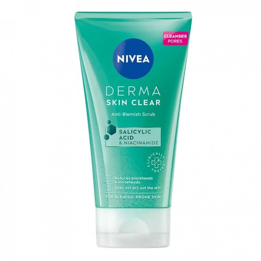 Nivea Derma Skin Clear peeling against