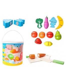 Ikonka Wooden vegetable cutting in a bucket