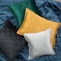 Eurofirany KRISTIN / 1 Soft glossy velvet pillowcase, hot press quilted geometric pattern, 60X60 cm, color: white Eurofirany KRISTIN / 1 Soft glossy velvet pillowcase, hot press quilted geometric pattern, 60X60 cm, color: white