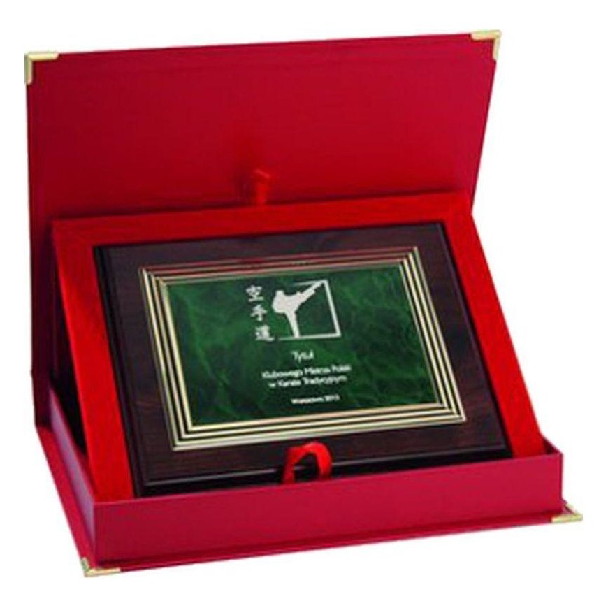 Victoria Sport Dyplom made of plastic with engraving on gold leaf + CASE