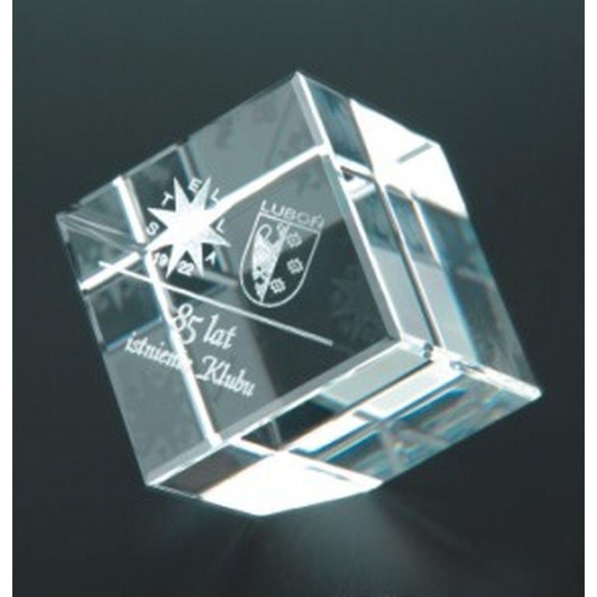 Victoria Sport Trofeum glass engraved from etude