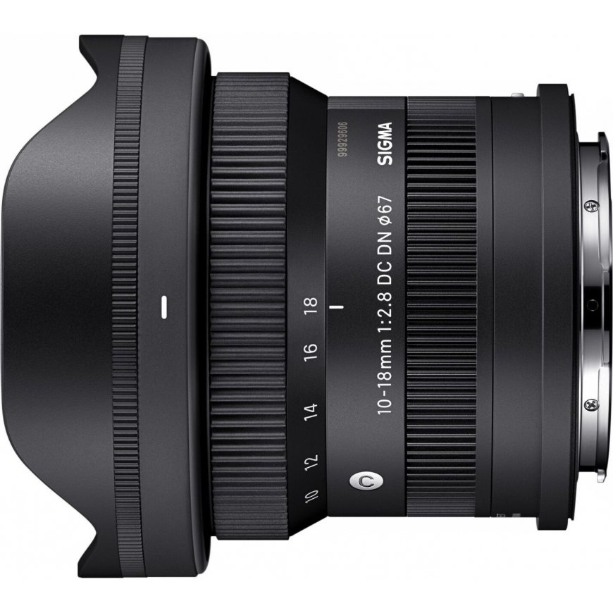 SIGMA 10 - 18mm F2.8 DC DN | Contemporary ultra-wide-angle zoom lens, Sony E – 2