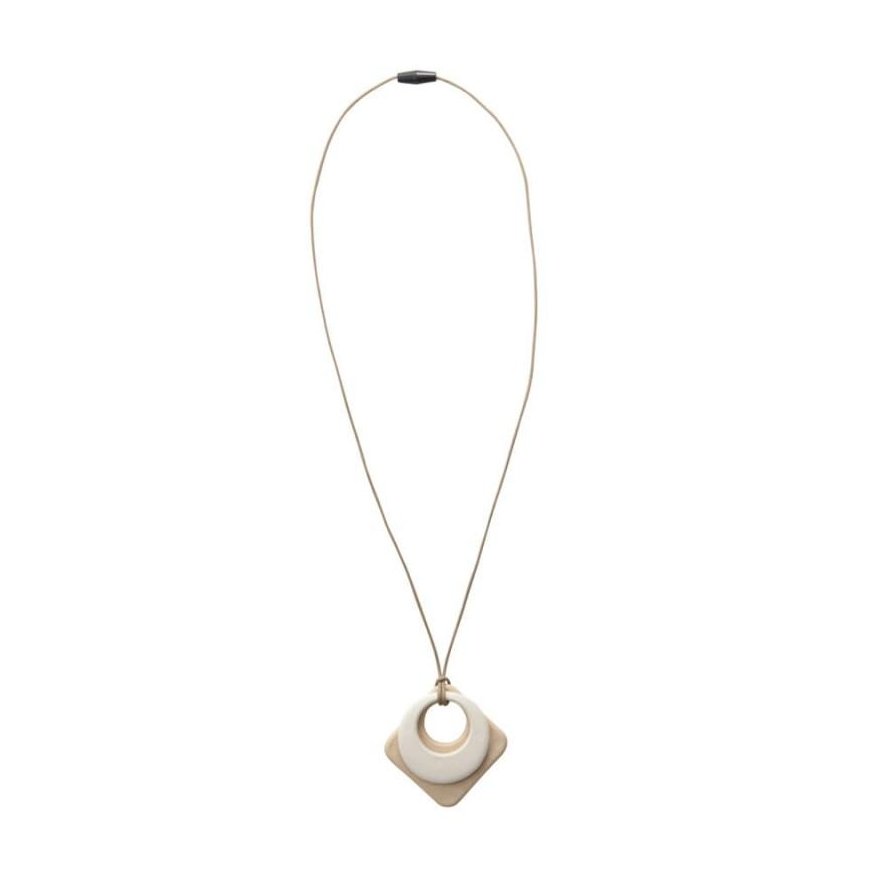 Mochi double pendant teether, 3 months+. Composition: 51% rice / Mochi Teething Jewelry Double Pendant – 4