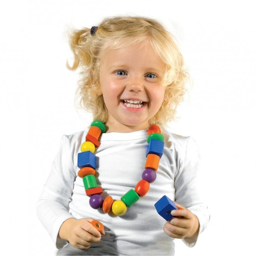 SES Creative I learn to thread beads – 2