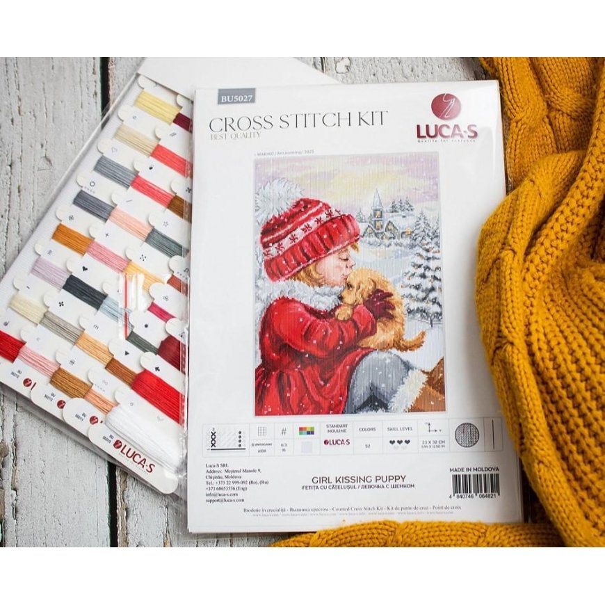 luca S Counted Cross Stitch Kit "Girl Kissing Puppy" 23x32cm SBU5027 – 3
