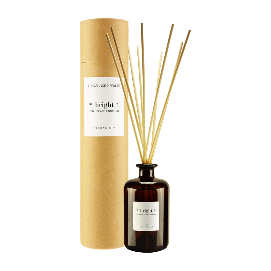 The Olphactory Home fragrance with sticks "Bright" (scented with oranges and cinnamon), 500 ml
