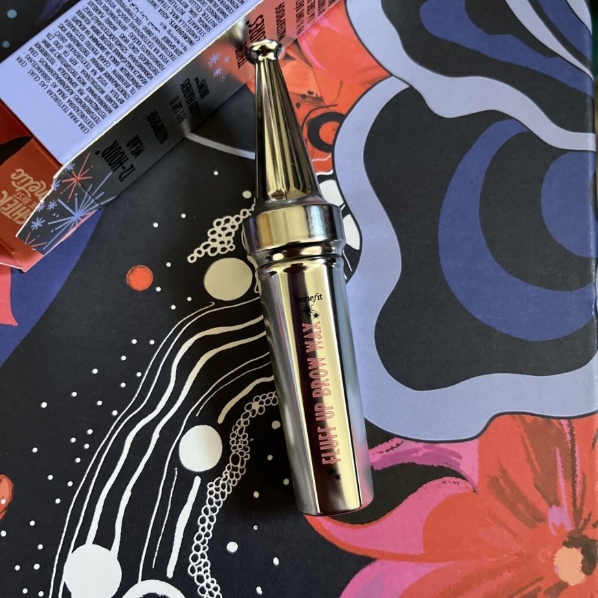 Benefit Fluff Up Brow Vaškas – 2