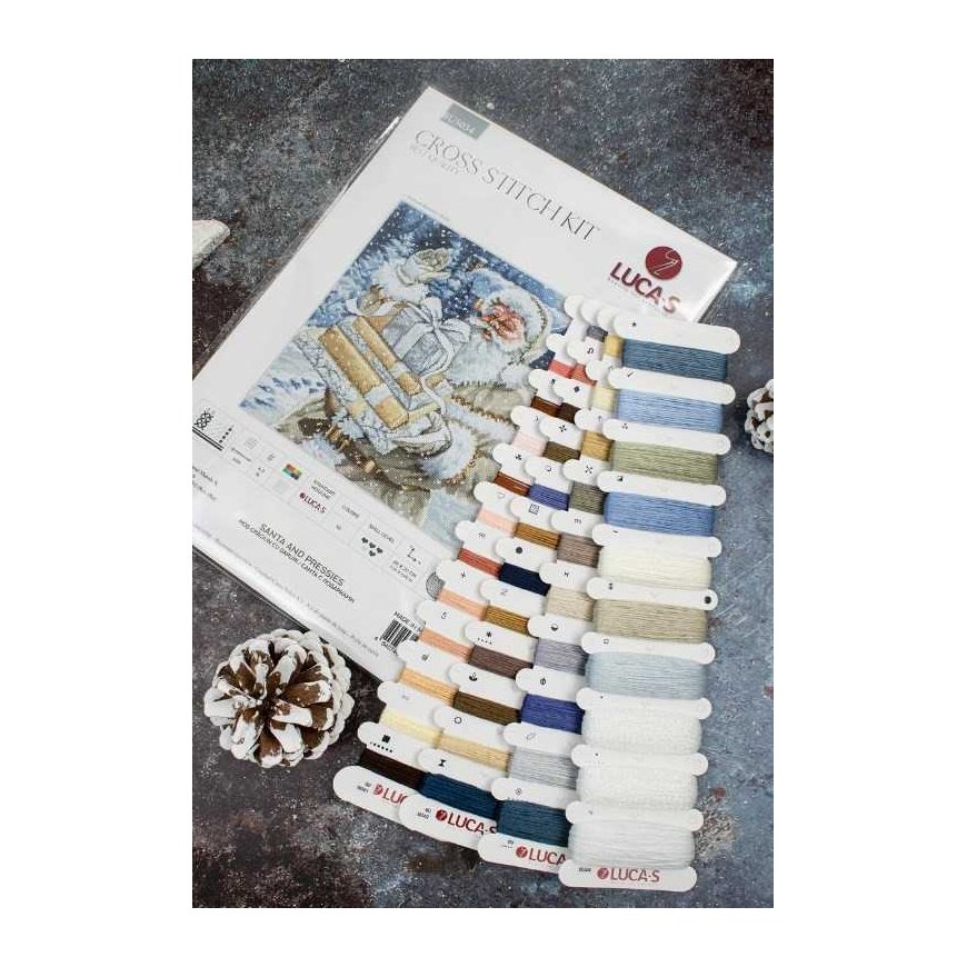 luca S Santa and Pressies Counted Cross Stitch Kit 29x29cm SBU5034