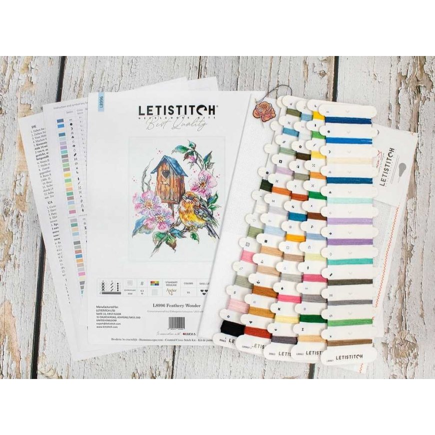 luca S Cross stitch kit "Feathery Wonder" 20x27cm SLETIL8996 – 2