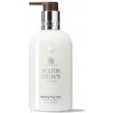 Molton Brown Molton Brown, ylang-ylang, atpalaiduojantis, losjonas kūnui, 100 ml moterims Molton Brown Molton Brown, ylang-ylang, atpalaiduojantis, losjonas kūnui, 100 ml moterims