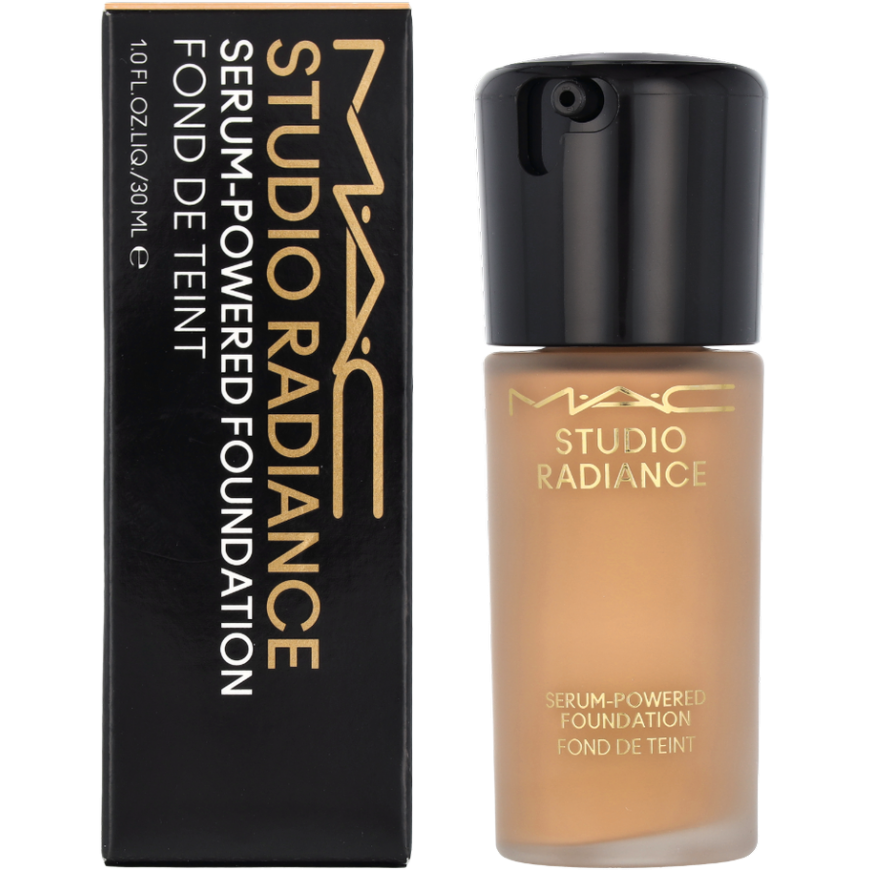 Apple MAC Studio Radiance Serum-Powered Foundation
