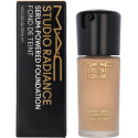 MAC Studio Radiance Serum-Powered Foundation 30 MAC Studio Radiance Serum-Powered Foundation 30