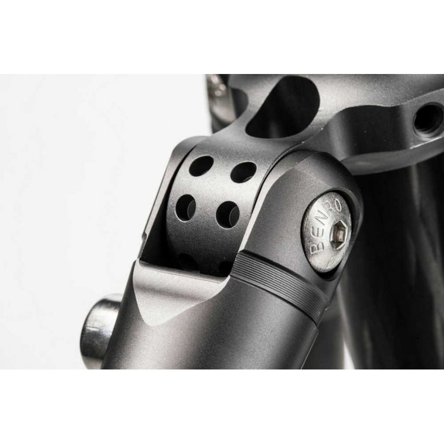 Benro Bat 15C Tripod