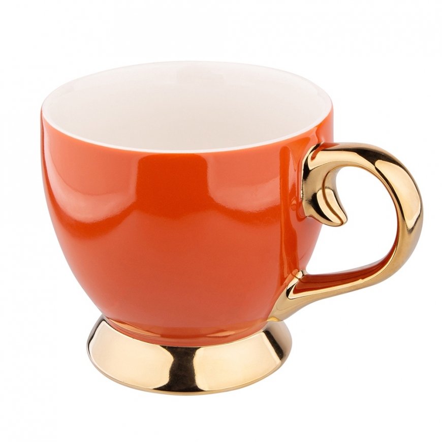 Detail Golden plastic cup - WASHING
