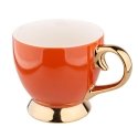 Detail Golden plastic cup - WASHING Detail Golden plastic cup - WASHING