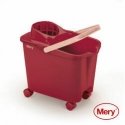 Bucket 14L with push-on wheels red Bucket 14L with push-on wheels red