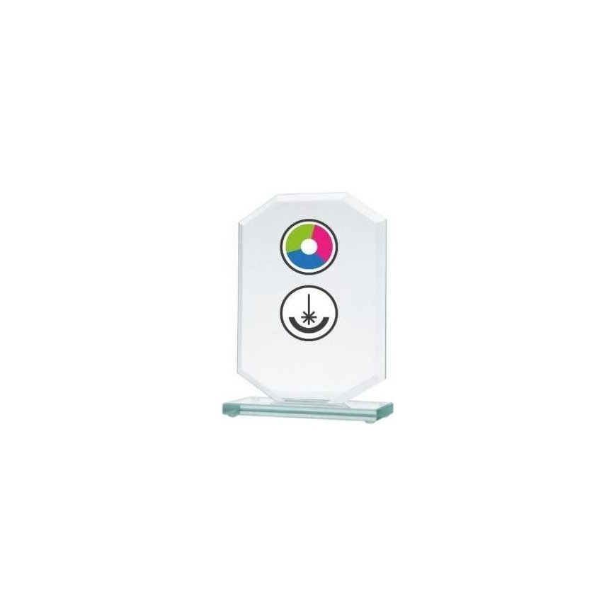 Detail Glass trophy with LuxorJet color printing, engraving and paint filling – 2
