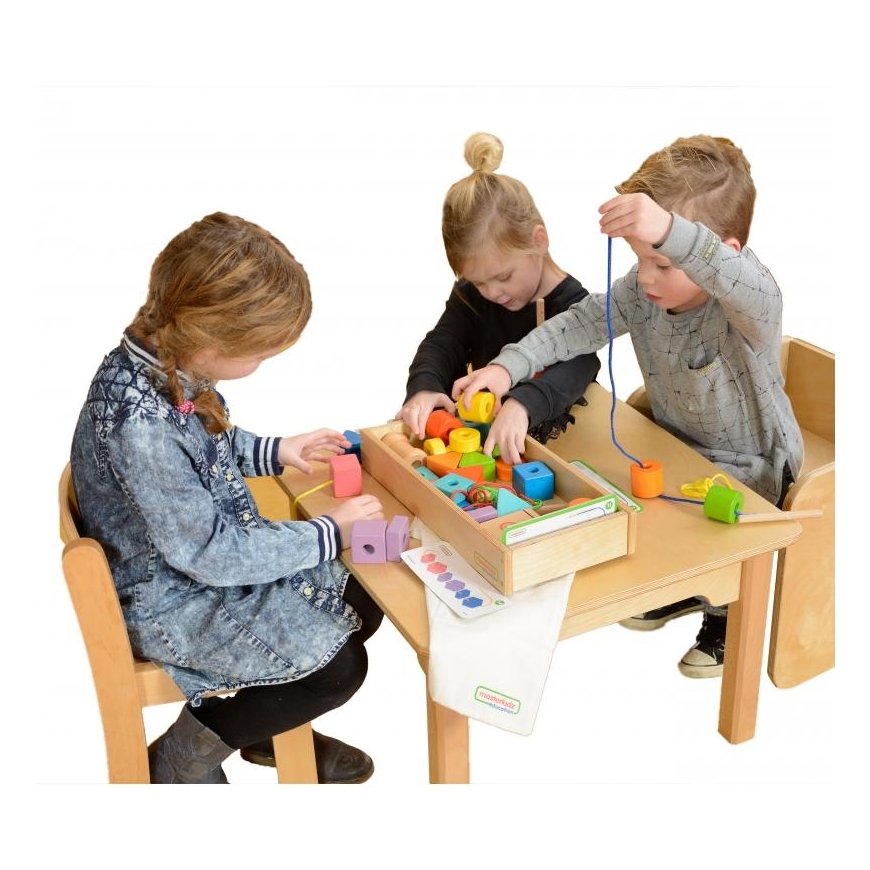 Masterkidz spalvotų nėrinių rinkinys
