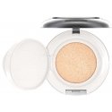 MAC MAC, Lightful C+, kompaktiškas pagrindas, ypač šviesi rožė, SPF 50, 12 g moterims