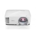 BenQ MX825ST data projector BenQ MX825ST data projector