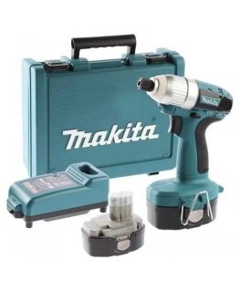 Impact driver Makita 6936FDWDE 18 V 2x2.6 Ah battery.