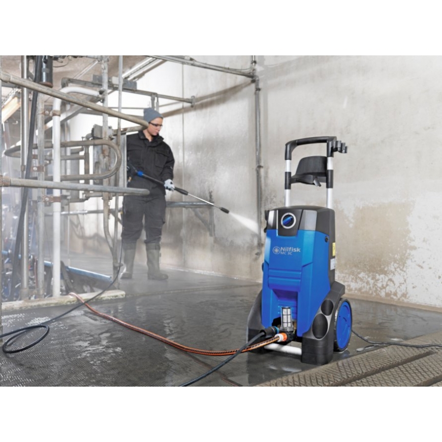 Nilfisk MC 3C-170/820 XT 400/3/50 EU survepesur Kompaktne Elektriline 820 l/h 4400 W Must, Sinine – 4
