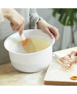 Fiskars Functional Form Scraper for dough