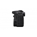 Canon EOS 90D + EF-S 18-135mm f/3.5-5.6 IS USM SLR Camera Kit 32.5 MP CMOS 6960 x 4640 pixels Black