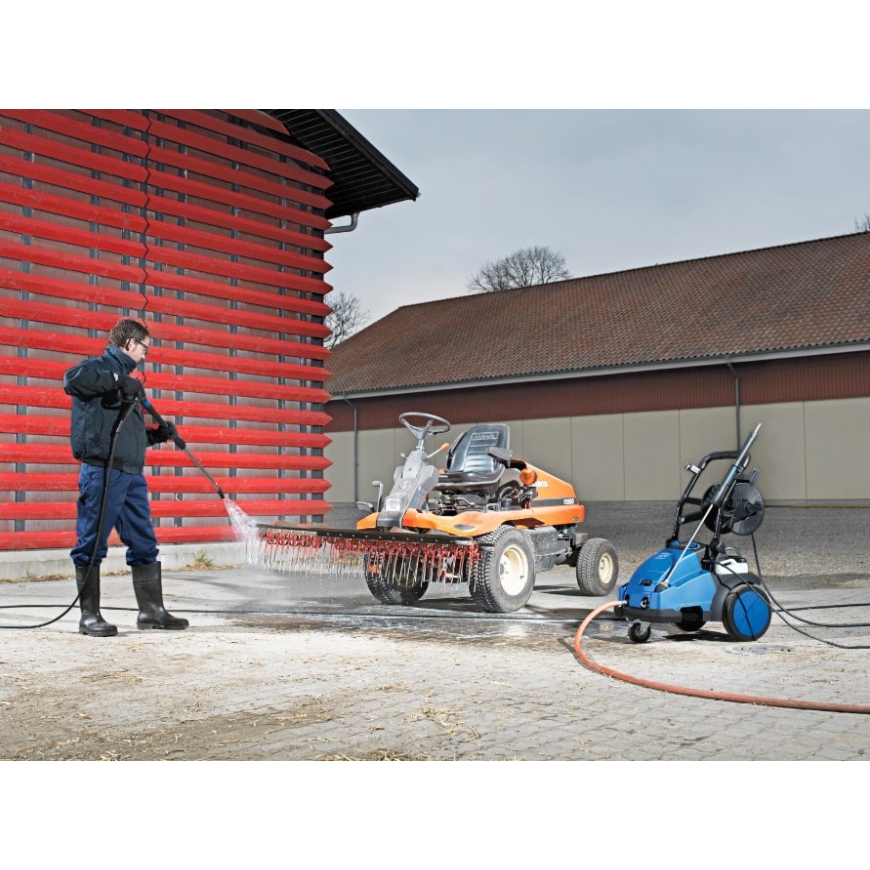 Nilfisk MC 5M-200/1050 XT 400/3/50 EU мойка высокого давления Вертикальный Электричество 1050 l/h 61 – 3